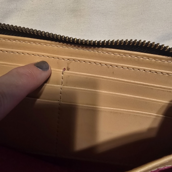 Kate Spade wallet - Picture 7 of 9